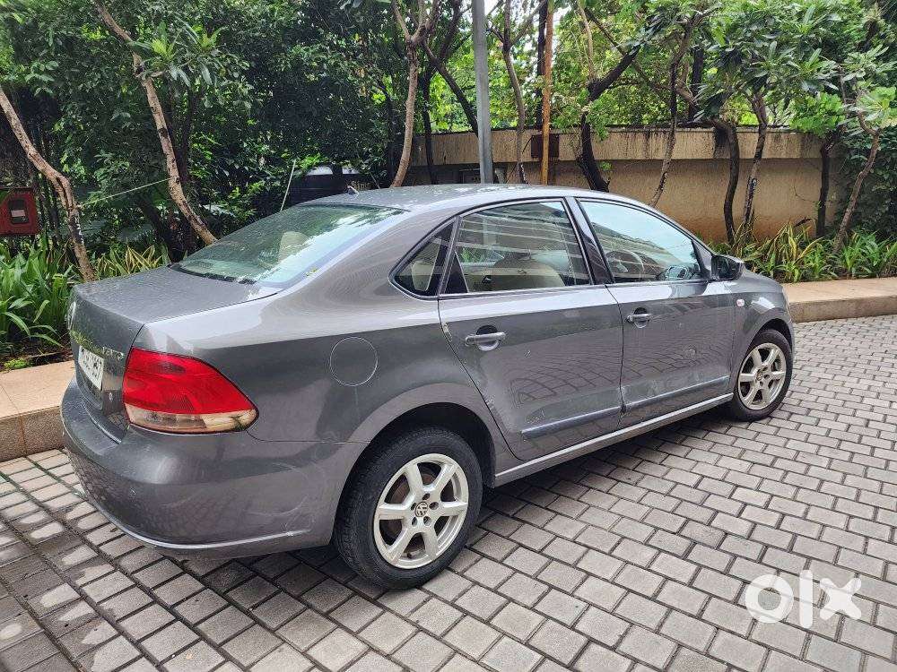 Volkswagen Vento 1.5 Highline Plus At 16 Alloy, 2013, Cng & Hybrids
