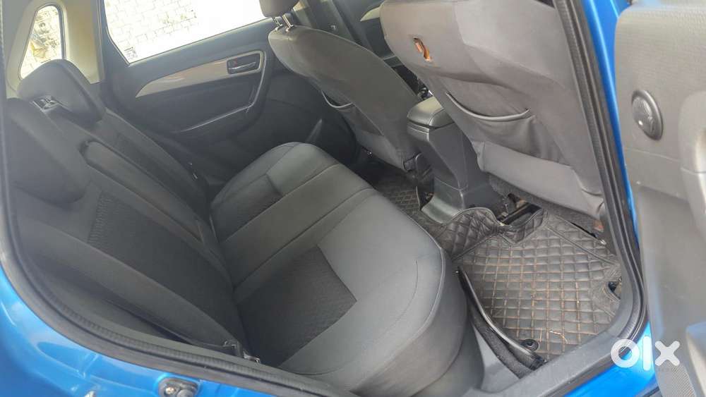 Maruti Suzuki Brezza Zdi+ Dual Tone, 2016, Diesel