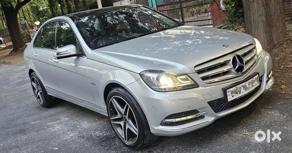 Mercedes-benz C-class 2012 Diesel 80000 Km Driven