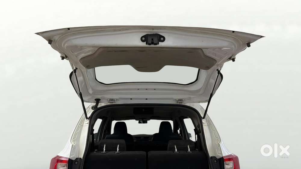 Renault Triber 1.0 Rxe, 2022, Petrol