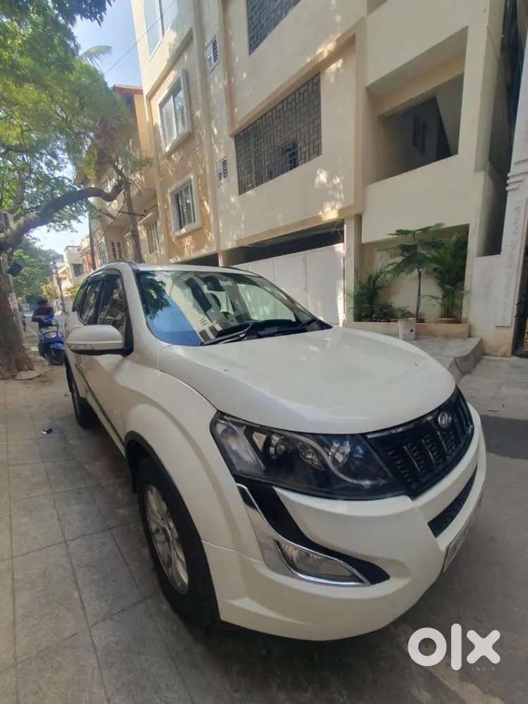 Mahindra Xuv500 W10 2017 Diesel Well Maintained