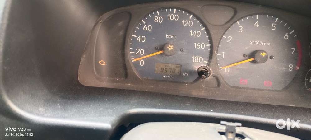 Maruti Suzuki Versa Dx Bsiii, 2004, Petrol