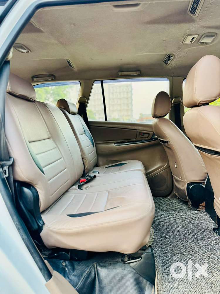 Toyota Innova 2.5 Gx 7 Str Bs-iii, 2016, Diesel