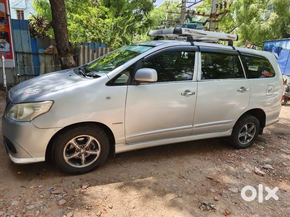 Toyota Innova 2014 Diesel Well Maintained
