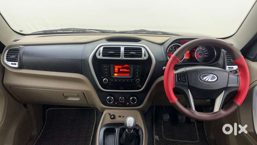 Mahindra Tuv 300 Mhawk100 T8, 2016, Diesel