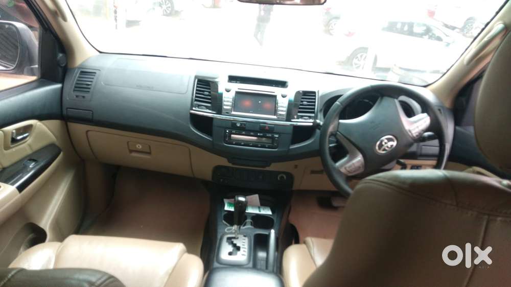 Toyota Fortuner 3.0 4x2 Automatic, 2015, Diesel