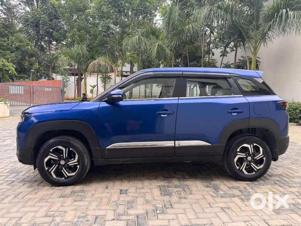 Brezza Automatic 2022 Smart Hybrid
