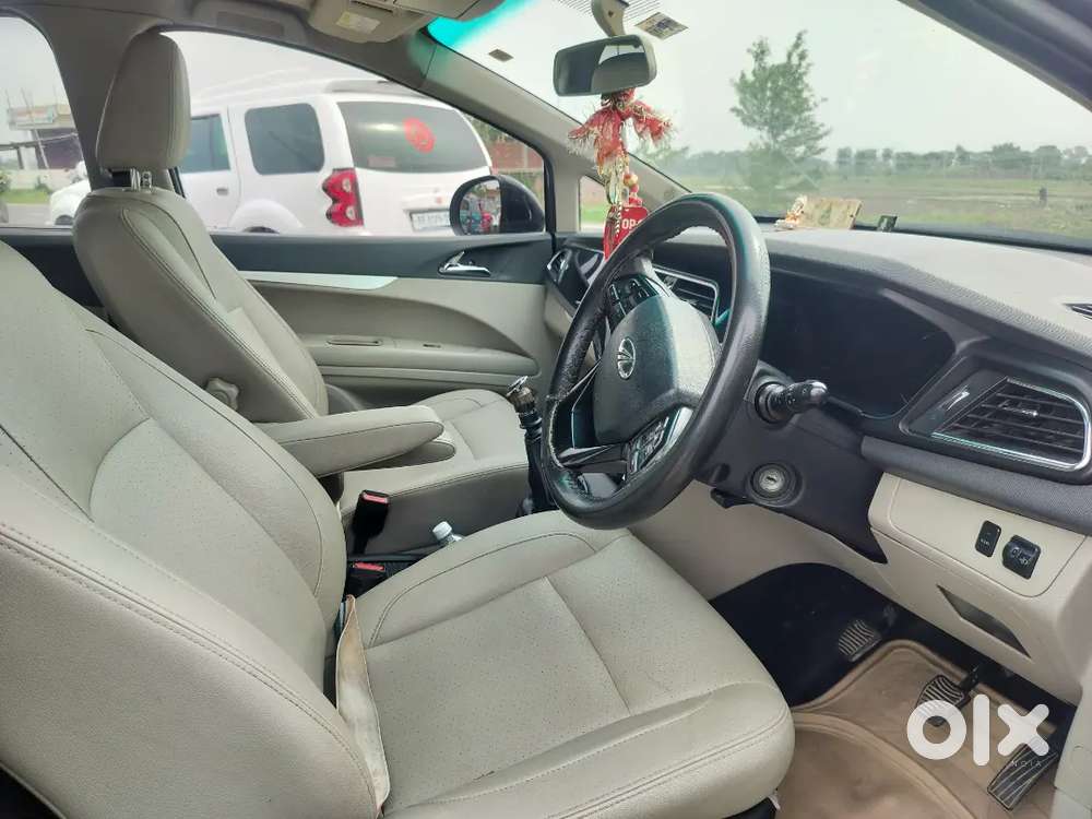 Mahindra Marazzo Diesel 2019