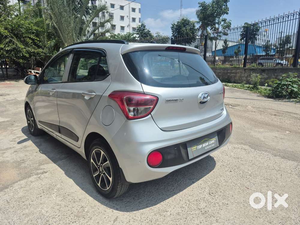 Hyundai Grand I10 At Sportz, 2017, Petrol