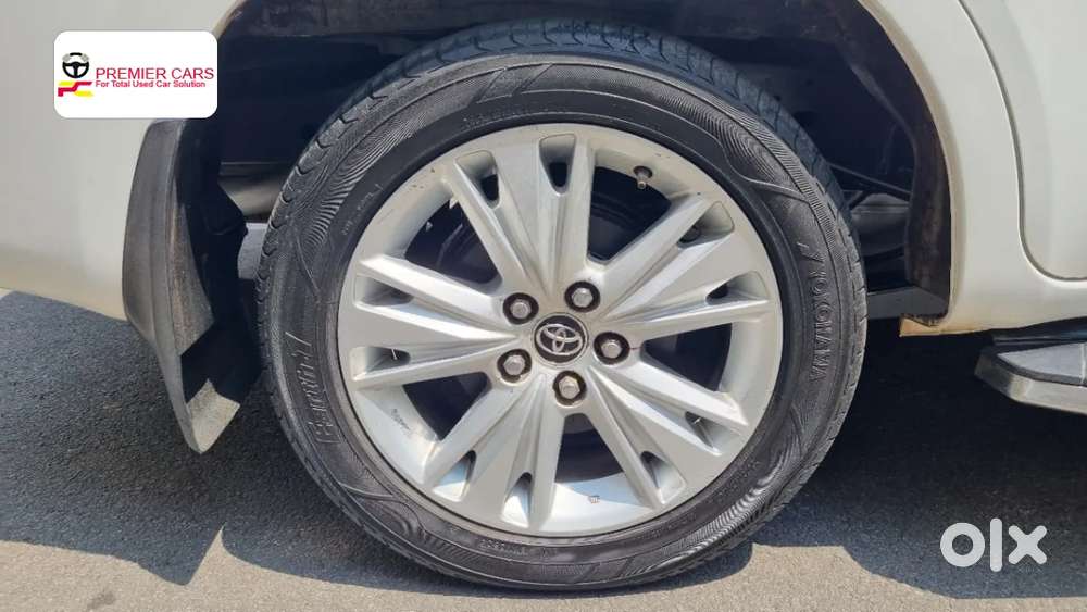 Toyota Innova Crysta 2.8 Zx At 7 Seater, 2016, Diesel