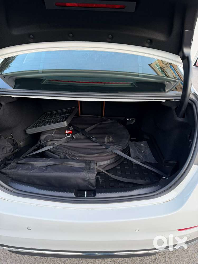 Mercedes-benz C-class C 200 Progressive, 2025, Petrol