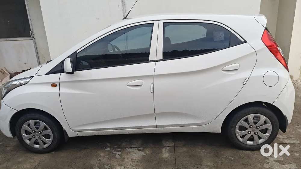 Hyundai Eon Petrol Manual 2015 Sports Model