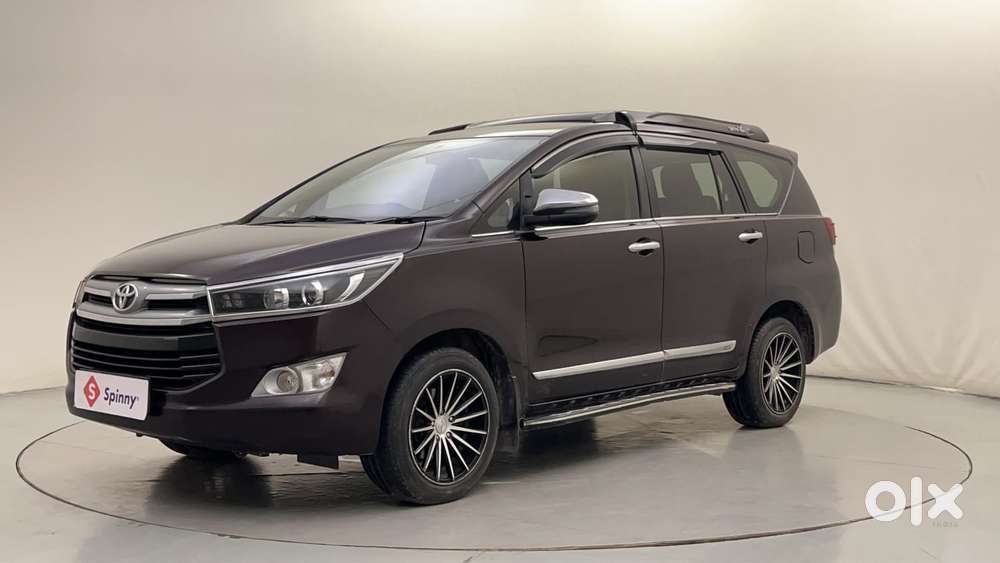 Toyota Innova Crysta 2.8 Zx At 7 Seater, 2017, Diesel