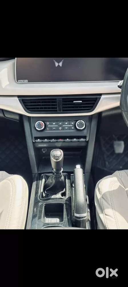 Mahindra Xuv700 2.2 Ax 5 Diesel Mt 7 Str, 2023, Diesel