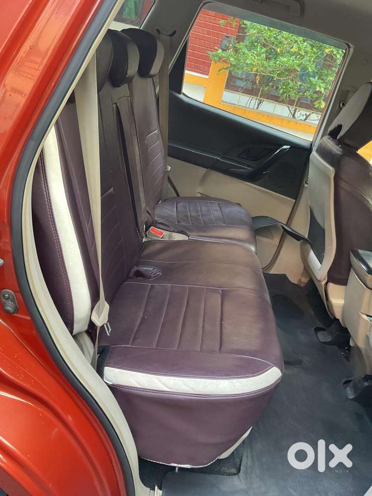 Mahindra Xuv500 W4, 2017, Diesel