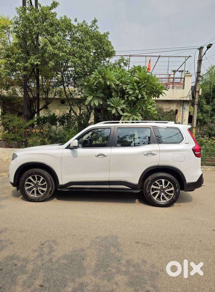 Mahindra Scorpio N Z8 Diesel At 2wd 7 Str [2022], 2022, Diesel