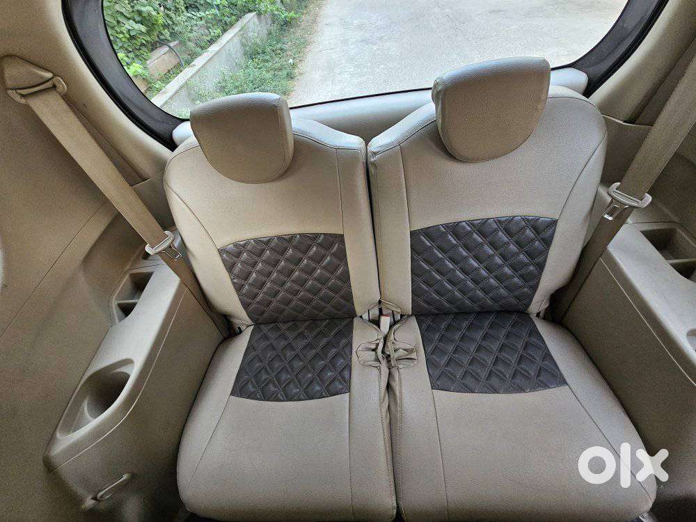 Maruti Suzuki Ertiga Vxi Shvs, 2017, Petrol