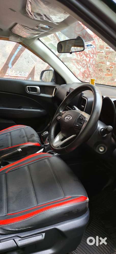 Hyundai Venue Sx (o) Mt 1.5 Diesel, 2022, Diesel
