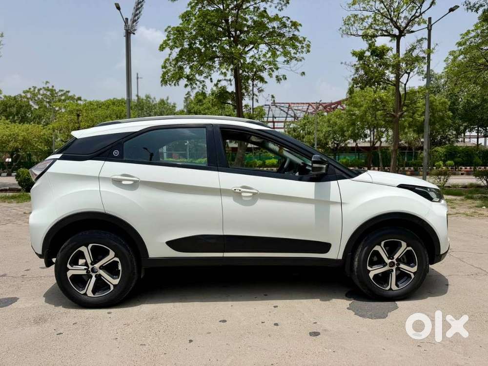Tata Nexon Amt Xza Plus, 2023, Petrol