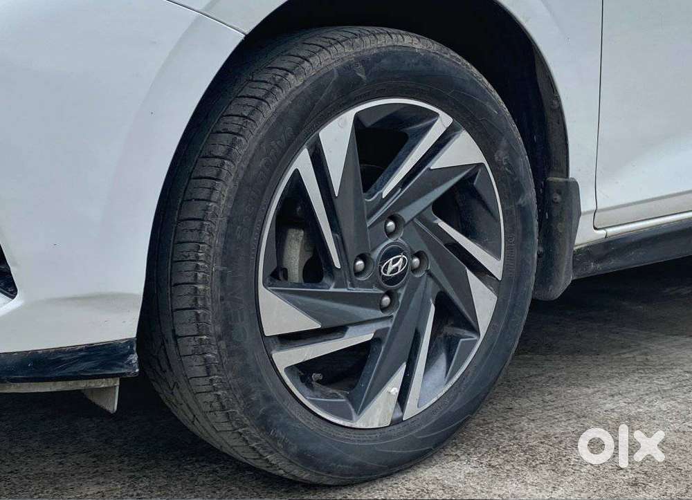 Hyundai I20 Petrol Asta, 2023, Petrol