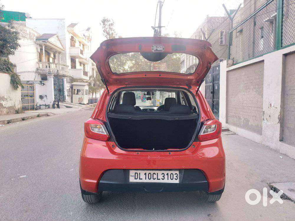 Tata Tiago 1.2 Revotron Xza, 2018, Petrol