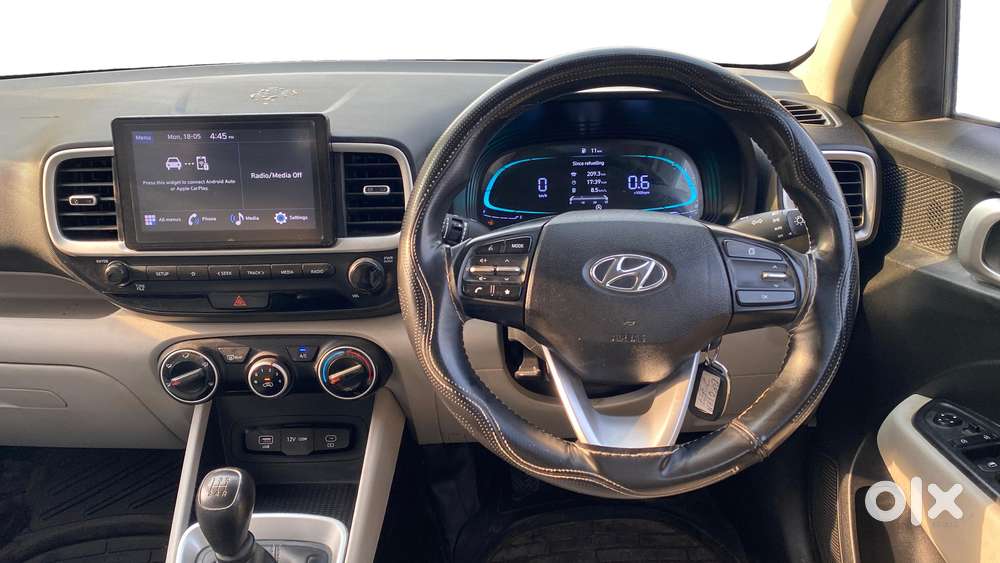 Hyundai Venue 1.2 S (o), 2023, Petrol