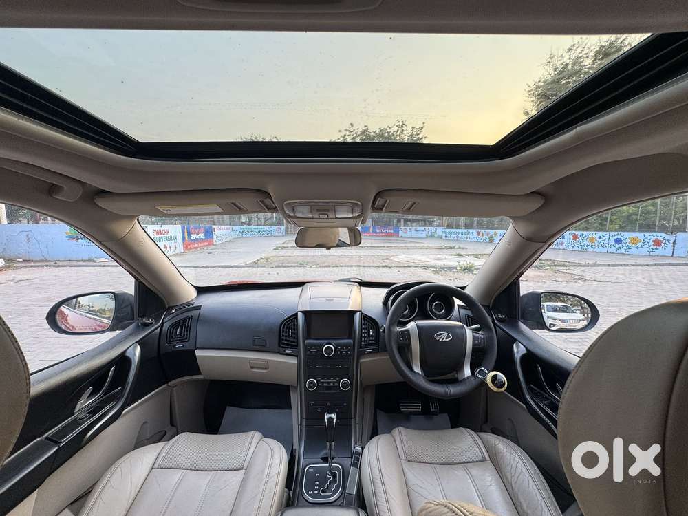 Mahindra Xuv500 At W10 Fwd, 2016, Diesel