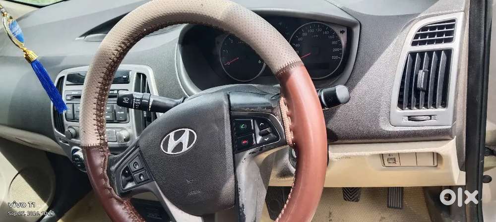 Hyundai I20 Sportz 2012