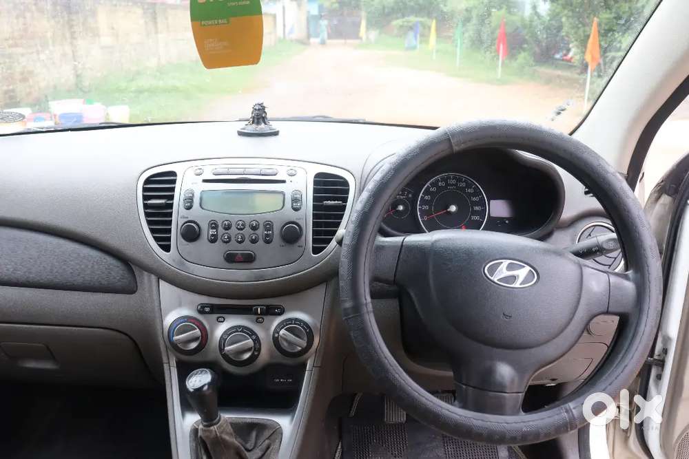 Hyundai I10 Sportz 2011 (paper Valid Till 2031)