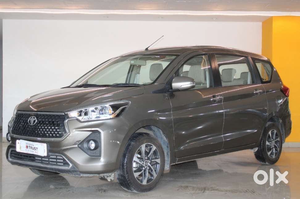 Toyota Rumion V At, 2025, Petrol
