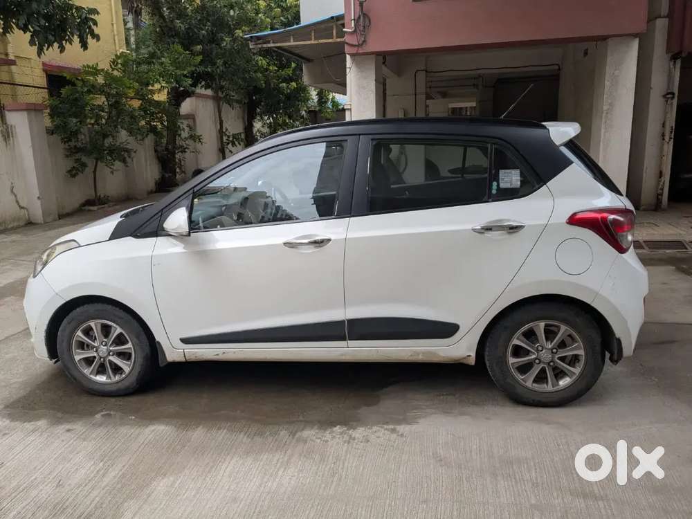 Hyundai Grand I10 2016 Petrol Asta Automatic