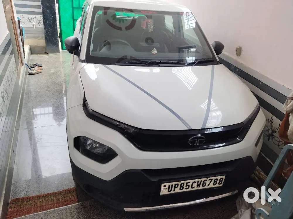 Tata Punch Revotron 2025 Pure