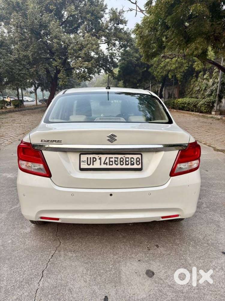 Maruti Suzuki Dzire 1.2 Vxi, 2022, Petrol