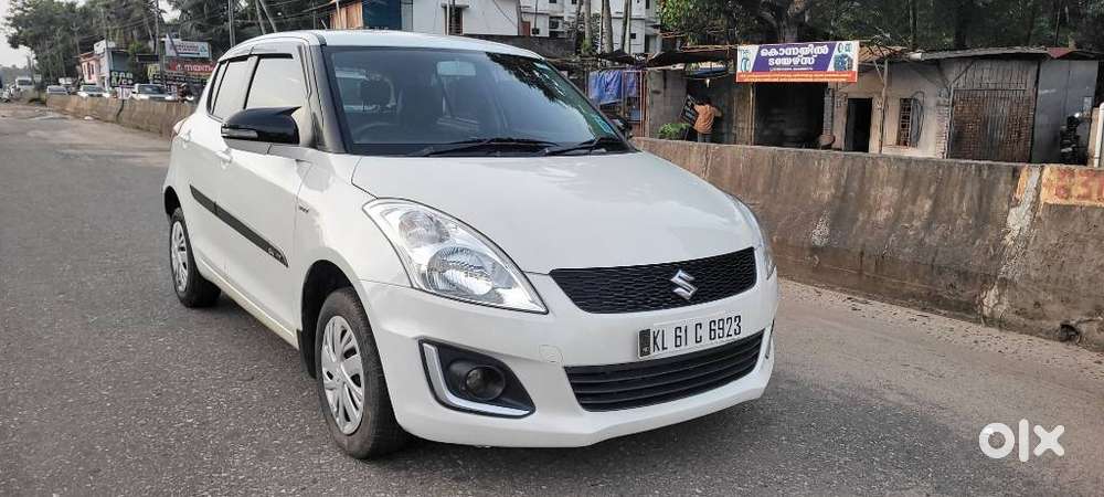 Maruti Suzuki Swift Vxi Optional, 2017, Petrol