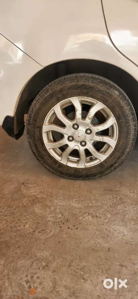 Honda Amaze 2015 Petrol 64200 Km Driven