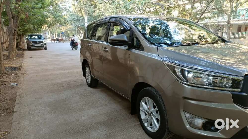 Toyota Innova Crysta 2018 Diesel 120000 Km Driven