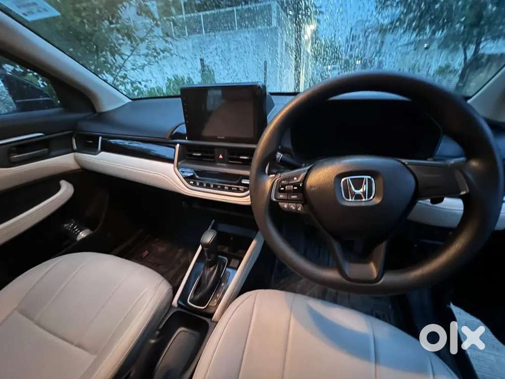 Honda Elevate Petrol V Cvt 2026