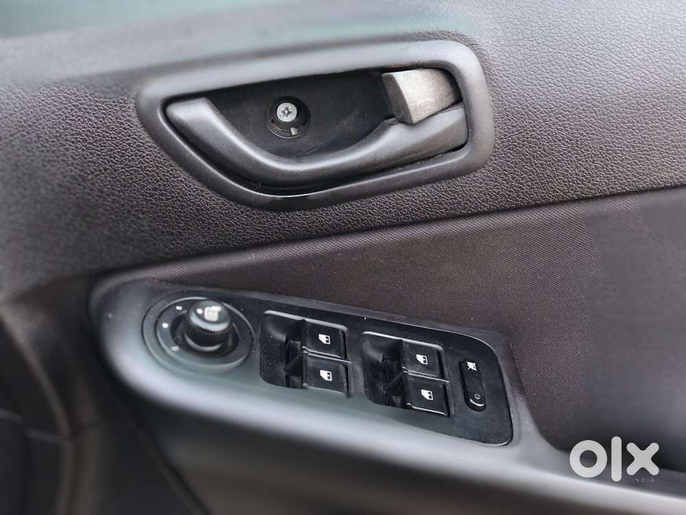 Tata Zest Revotron 1.2t Xms, 2016, Petrol