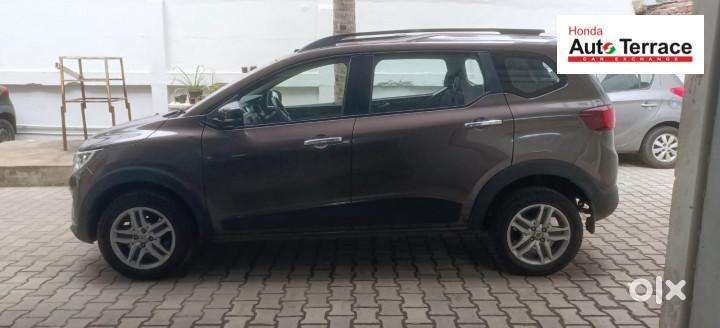 Renault Triber 1.0 Rxz Amt Dual Tone, 2023, Petrol