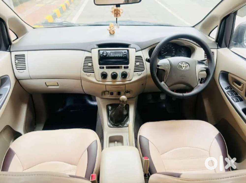 Toyota Innova 2013 Diesel Well Maintained