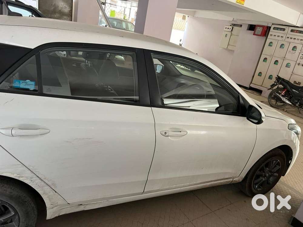 New Tyres Installed Automatic Climate Control Avaible ..