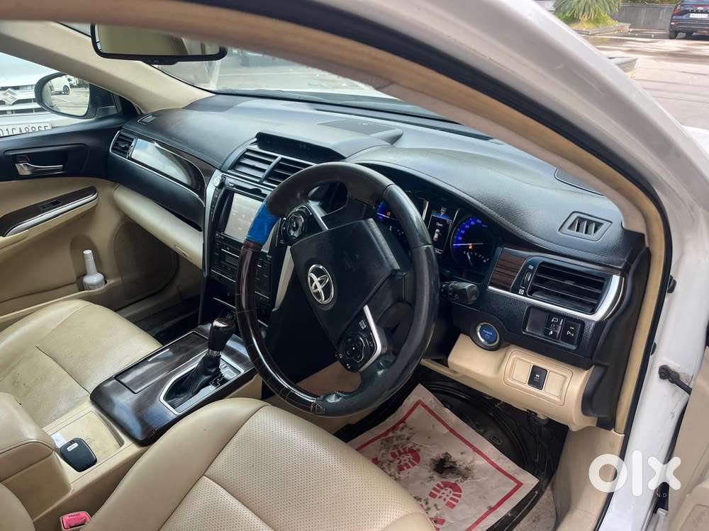 Toyota Camry 2.5 Hybrid, 2017, Petrol