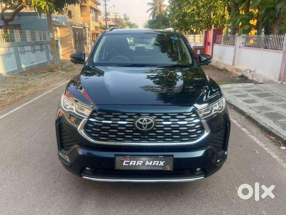 Toyota Innova Hycross 2.0 Vx (o) Hybrid 7 Str, 2024, Petrol
