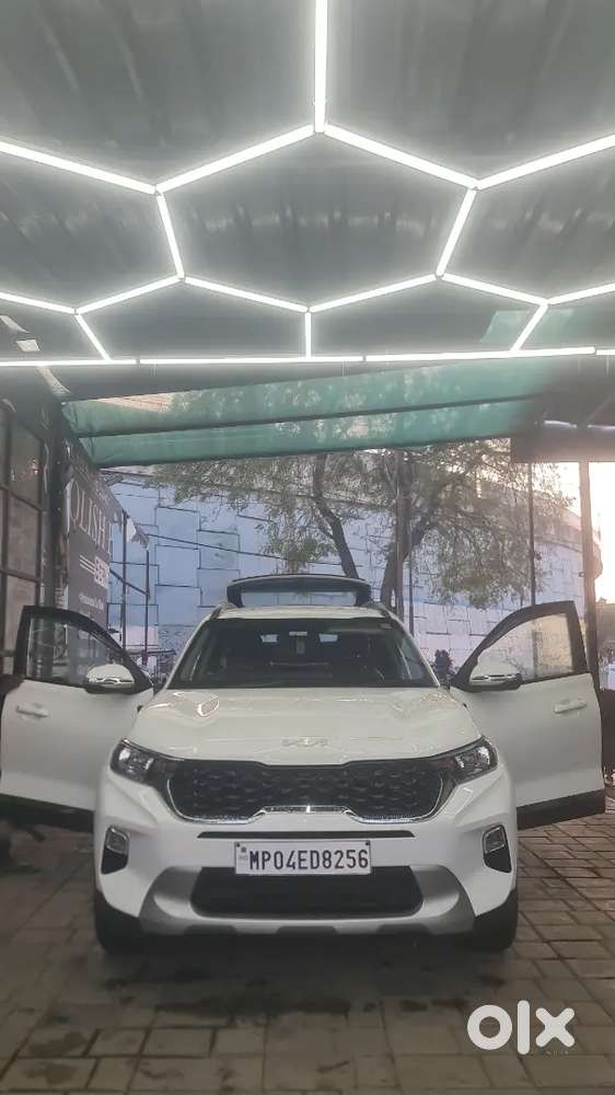 Kia Sonet Htk 1.2 Petrol Showroom Condition