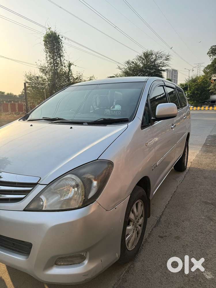 Toyota Innova Diesel 2.0 2010