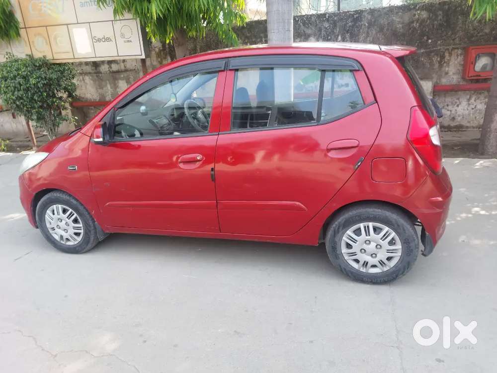 Hyundai I10 Sportz Petrol 2012