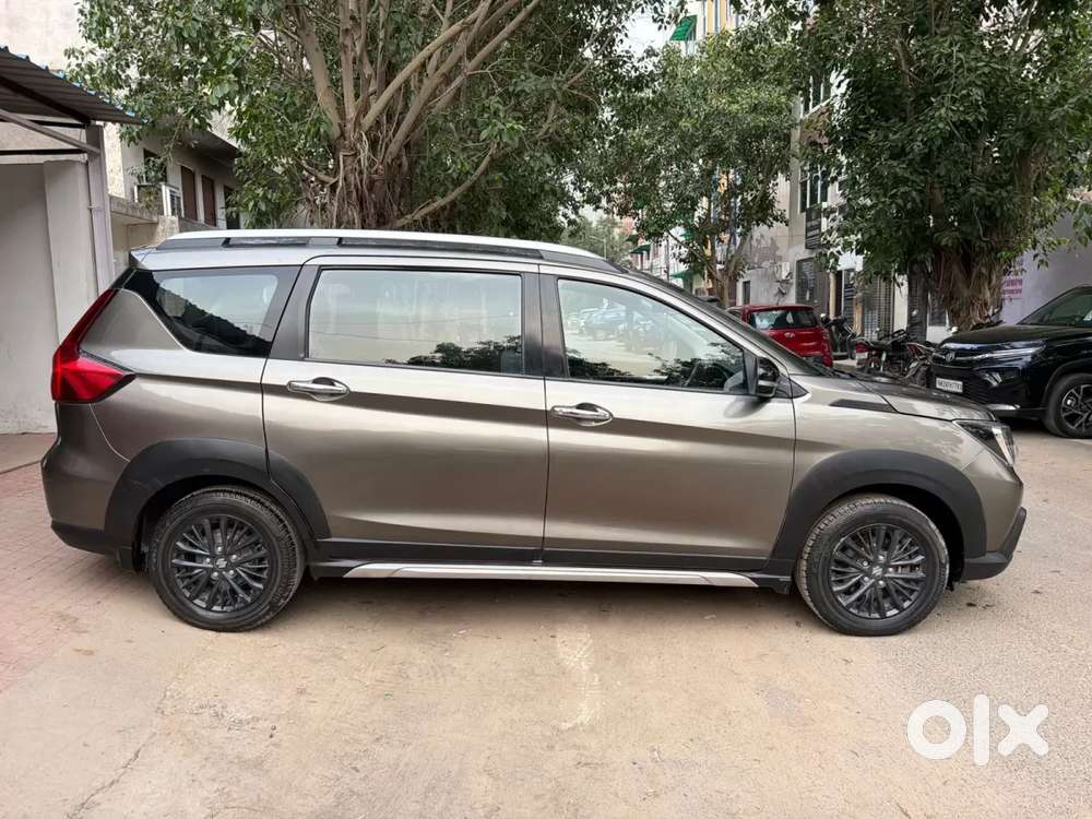 Maruti Suzuki Xl6 1.5 Zeta At, 2022, Petrol