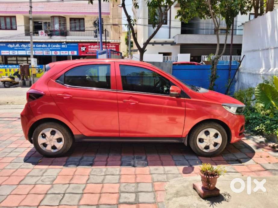 Tata Tiago 1.2 Revotron Xt, 2020, Petrol