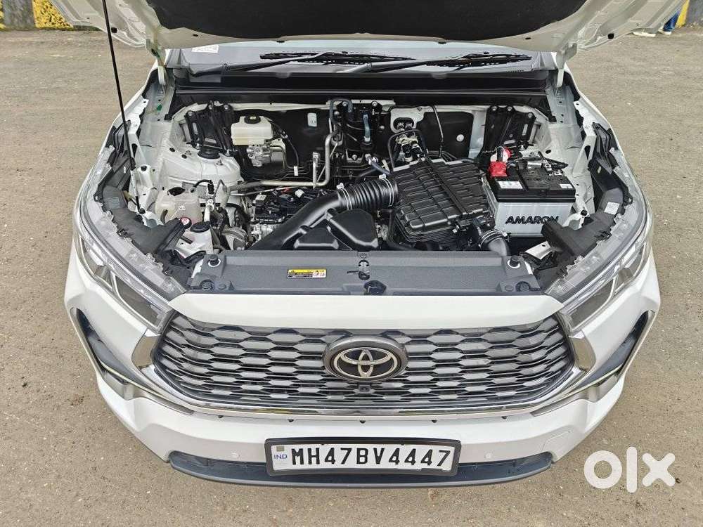 Toyota Innova Hycross 2.0 Zx (o) Hybrid 7 Str, 2025, Petrol