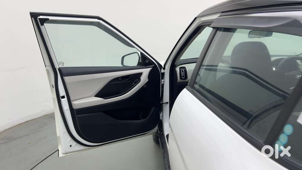 Hyundai Creta 1.5 E Petrol, 2023, Petrol